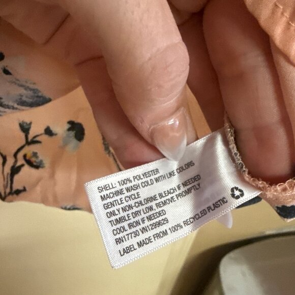 Xhilaration Peach Floral Women Blouse S Ruffled Short Sleeve Lightweight Polyest - Picture 4 of 6